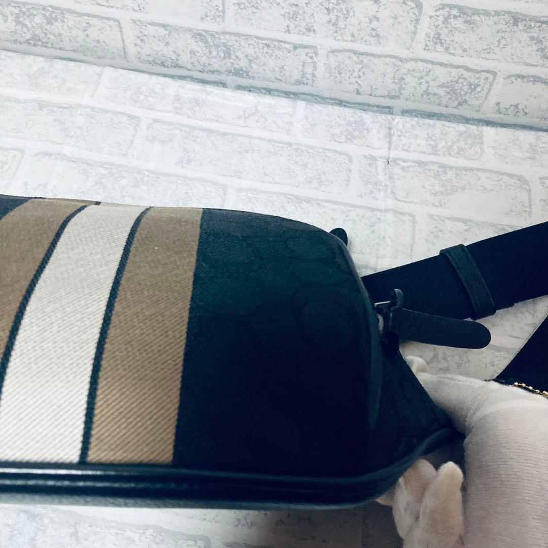 【美品】　COACH ウエストポーチ　ボディバッグ　トンプソン シグネチャー