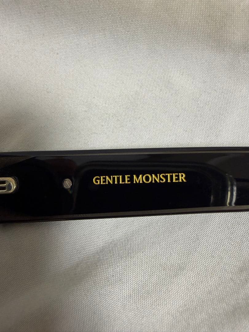 キヨさん専用 ジェントルモンスター BENVEN サングラス ブラック ケース付