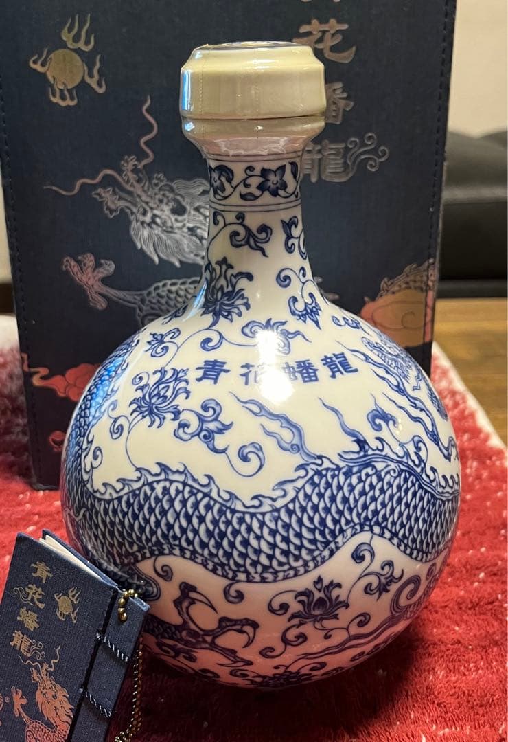 毎日値下げ◆金門高粱酒　「青花蟠龍酒」58度 750m l　未開封　化粧箱