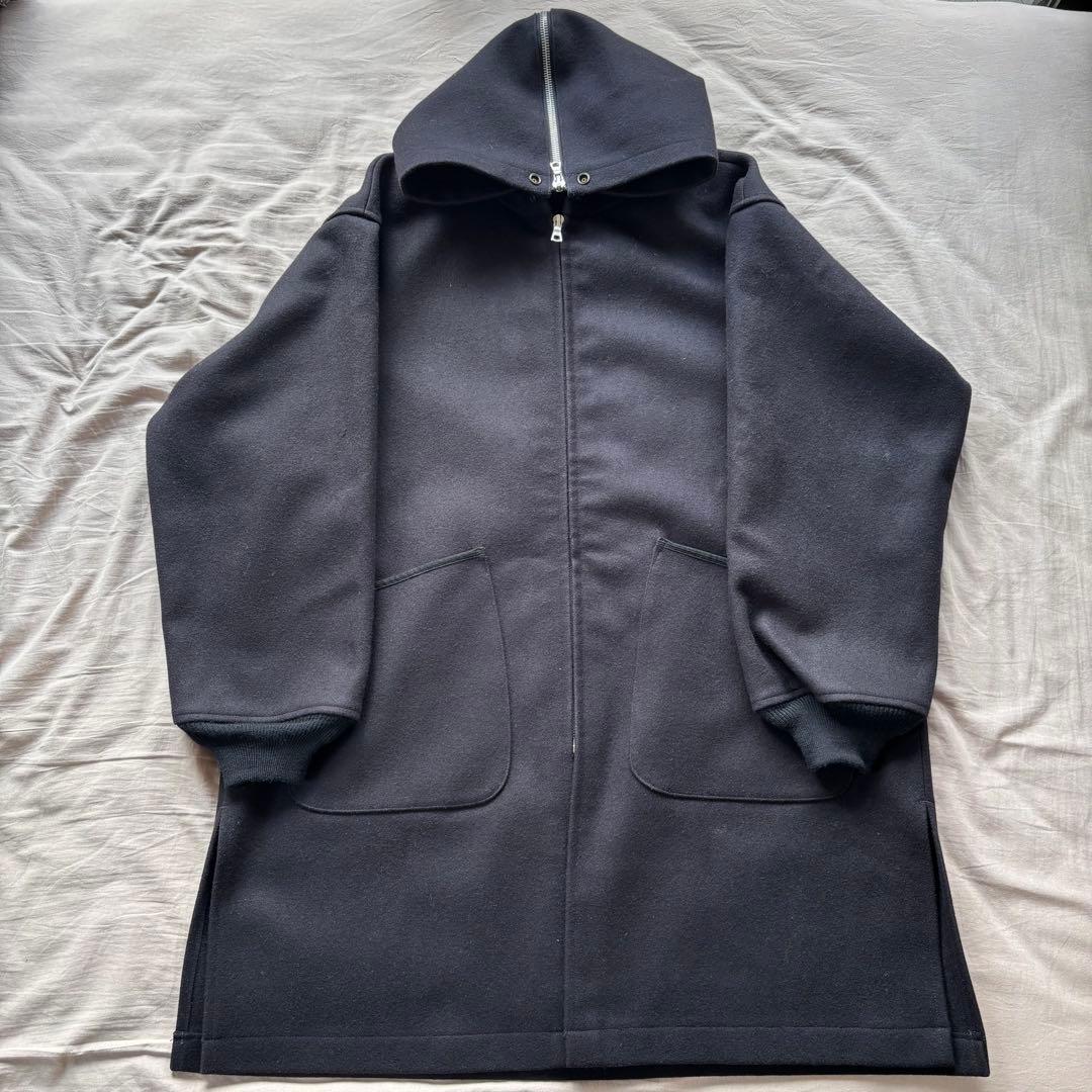 コモリ COMOLI フーデッドコート メルトンコート