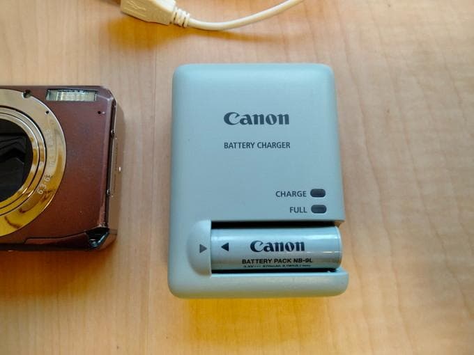 Canon IXY50S コンパクトデジタルカメラ　ジャンク品 動作可動確認