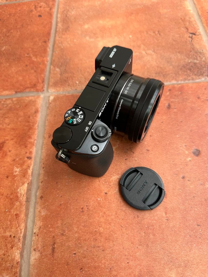 デジタルカメラ Sony a6000 INTERNATIONAL Sony 16-50mm