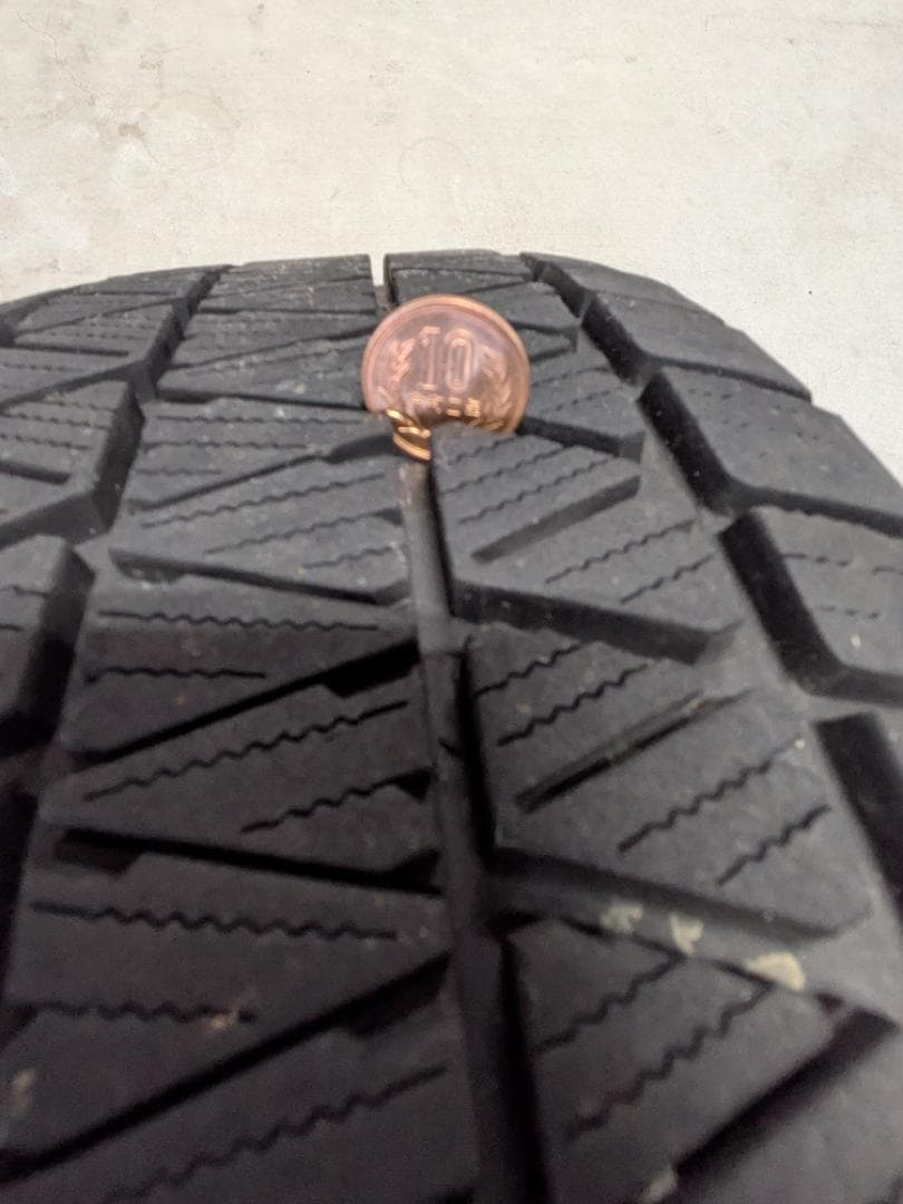 225/65R17　ブリヂストン スタッドレス　ホイール付き　4本セット