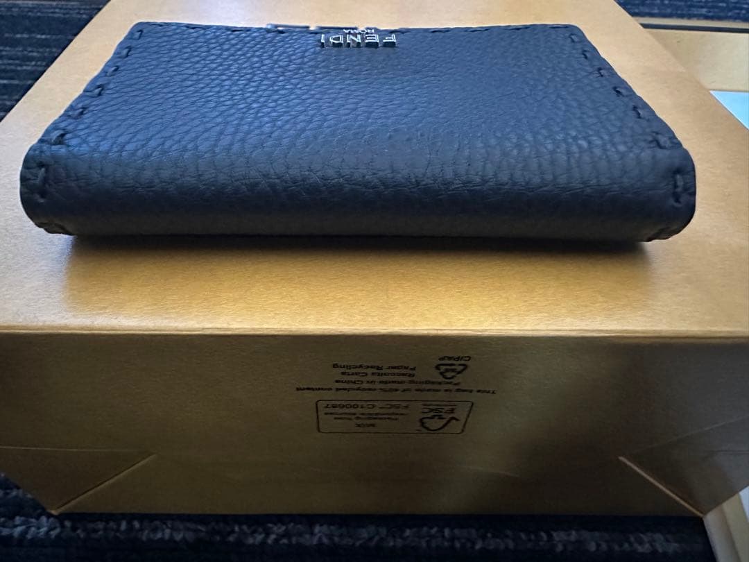 フェンディ FENDI セレリア ブラックレザー カードケース 名刺入れ