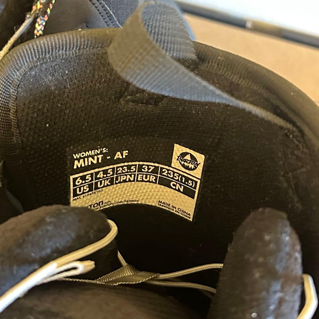 Burton 女性用スノーボードブーツ