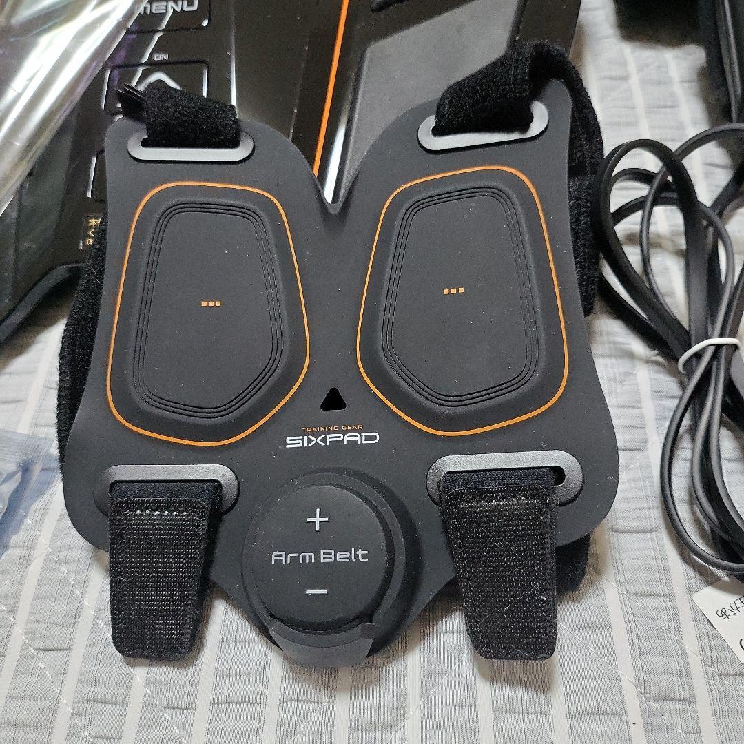専用…SIXPAD …シックスパッドFootFitPIus (アームベルト付き)