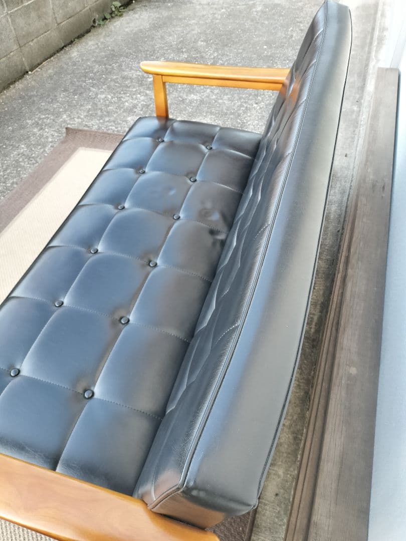 カリモク60 Kチェア 2シーター スタンダード ブラック