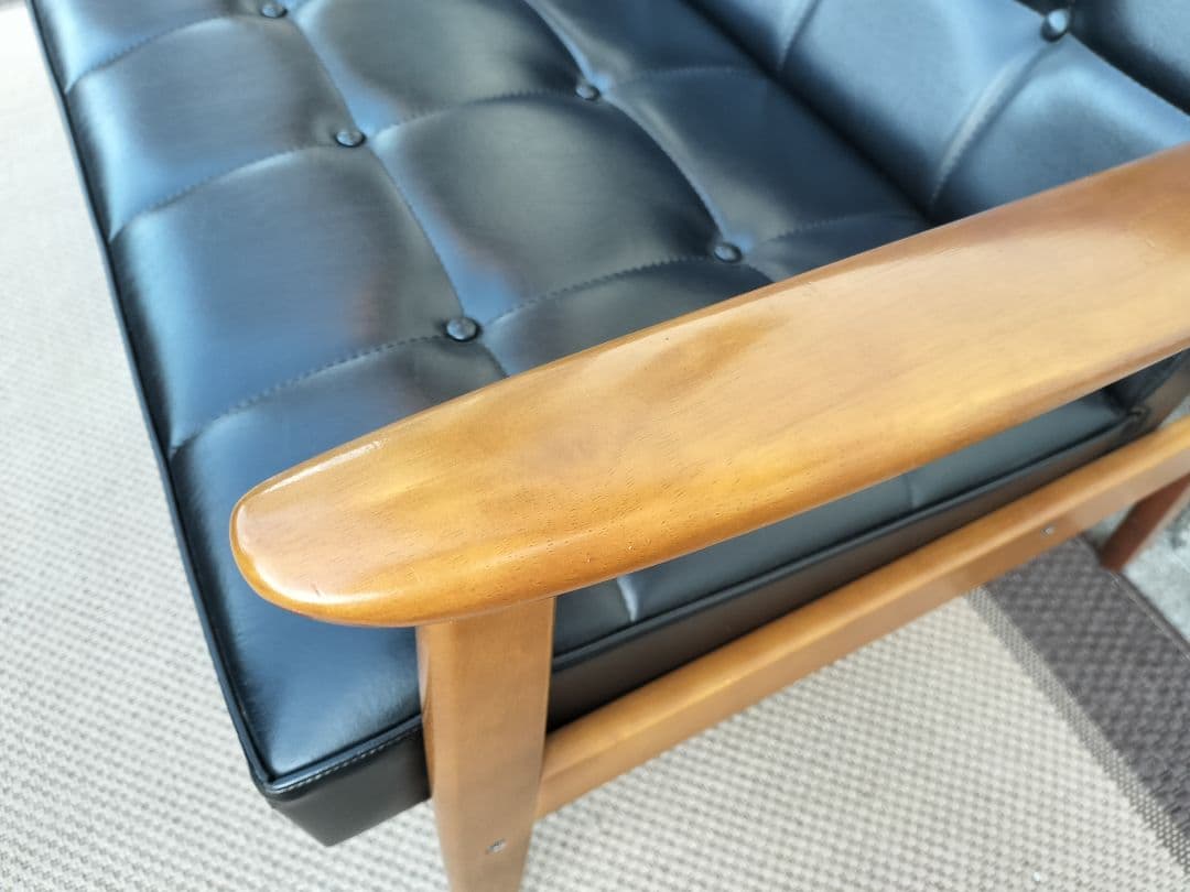 カリモク60 Kチェア 2シーター スタンダード ブラック