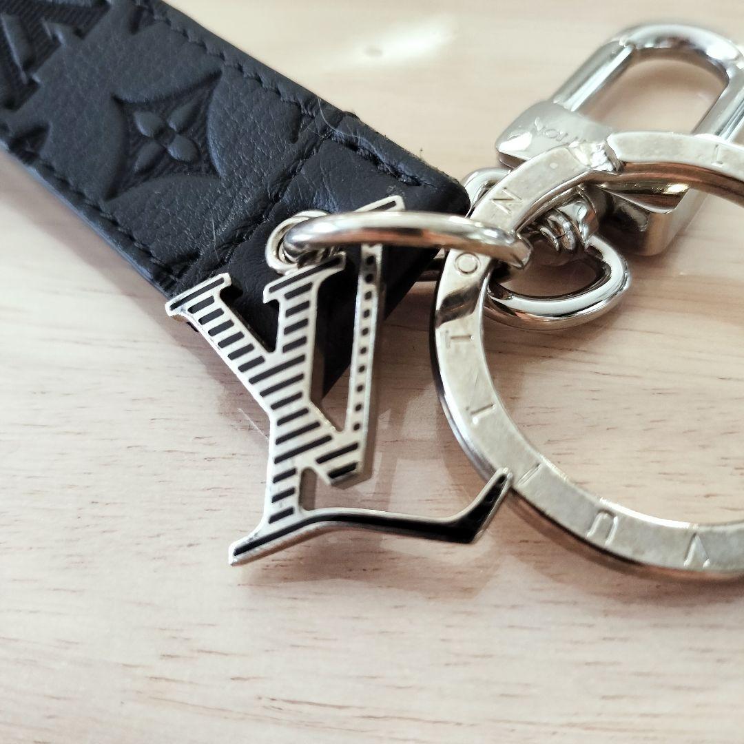 LOUIS VUITTON ルイヴィトン ドラゴンヌ キーホルダー モノグラム
