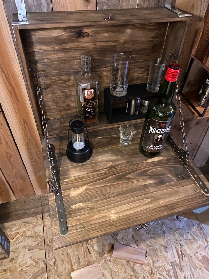 壁掛けテーブル　壁掛け収納　インダストリアル