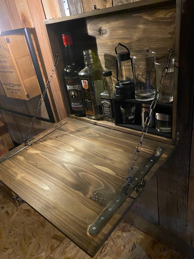 壁掛けテーブル　壁掛け収納　インダストリアル