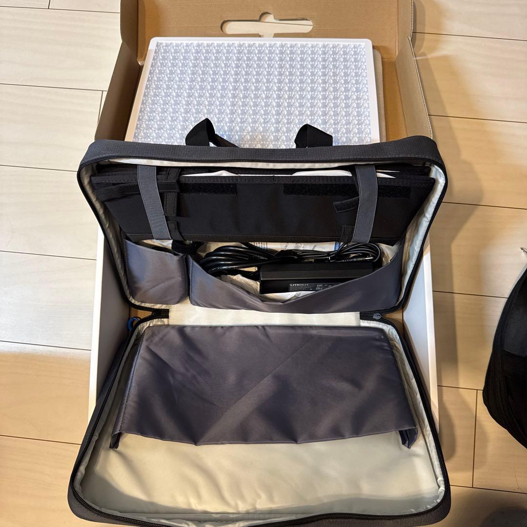 amaran Pano 120c 照明機器　断捨離