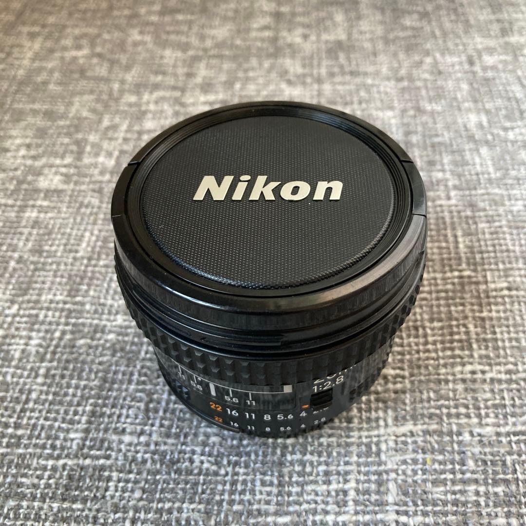 Nikon AF20mm f/2.8 単焦点レンズ