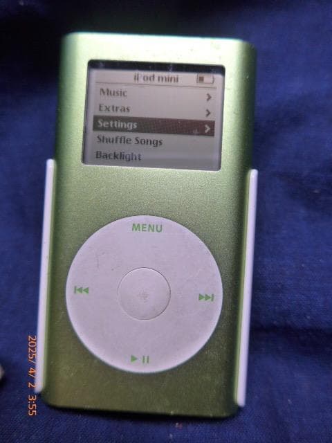 状態の良いiPod miniです。元箱付きです