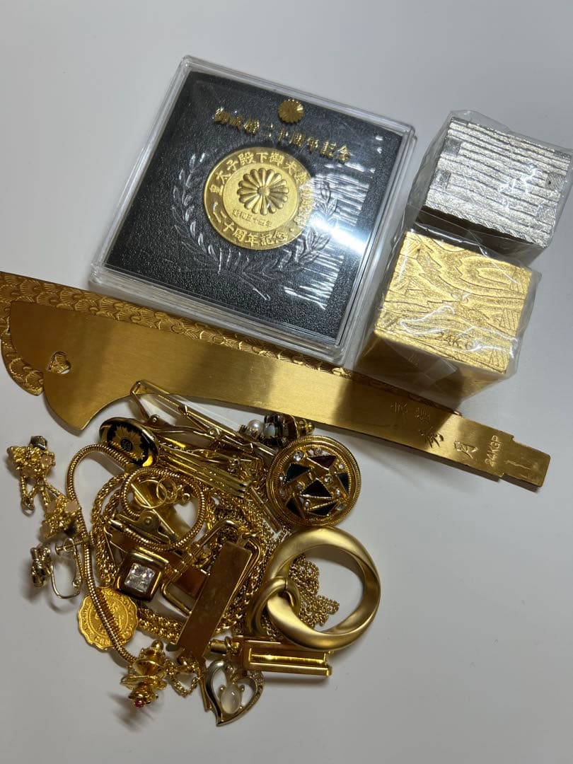 遺品整理　アクセサリー　まとめ売り