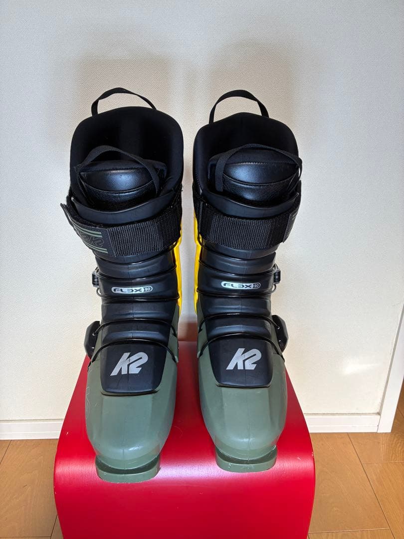 K2 revolverスキーブーツ