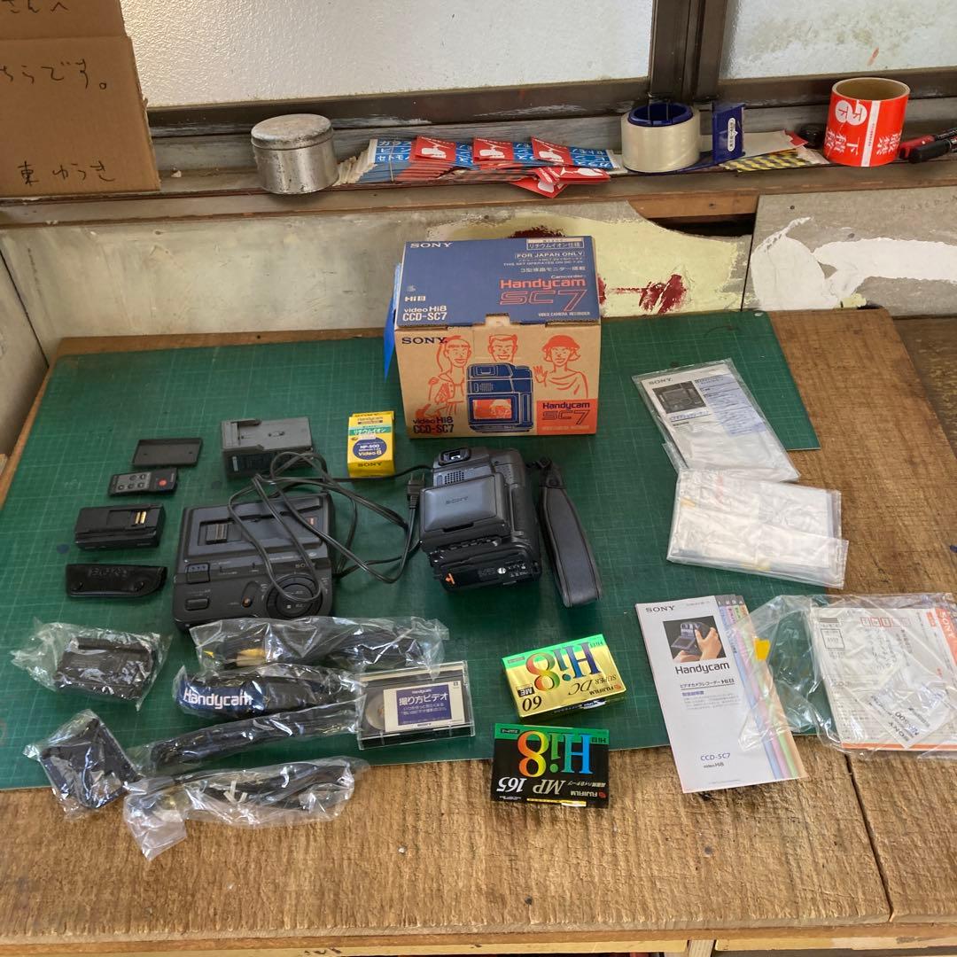 ゆ*う様 ※再生難あり Sony CCD-SC7 8mmビデオカメラ 付属品セッ