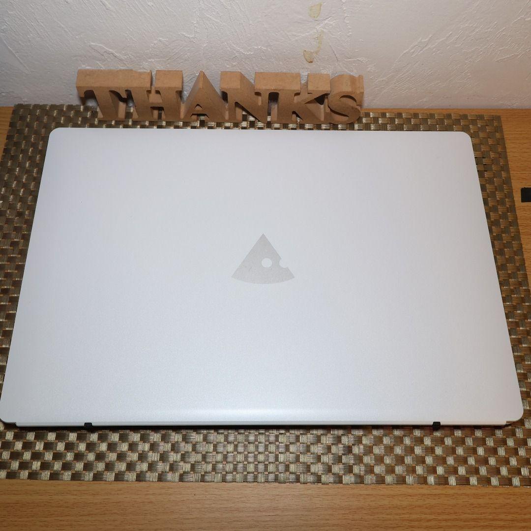 Win11公式対応8世代i7/メ8G/高速SSD512G/無線/カメラ/FHD