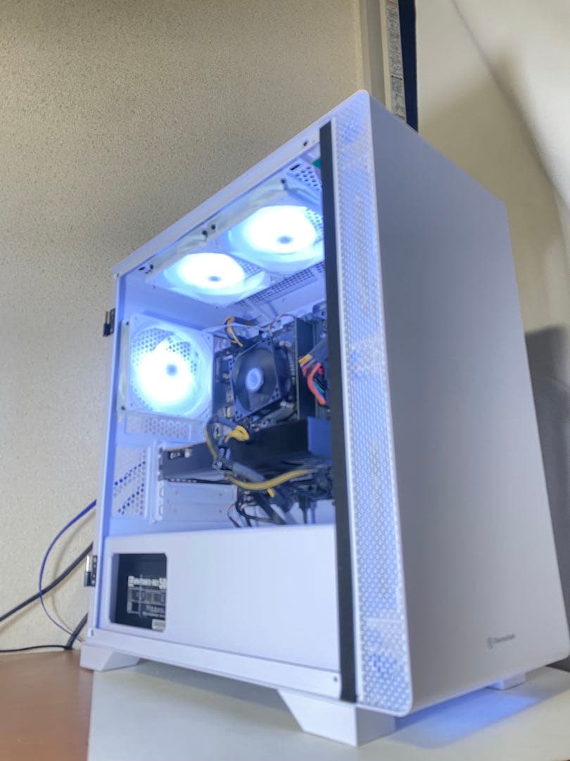 ゲーミングPC/Core i7 9700/16GB/GTX1070Ti