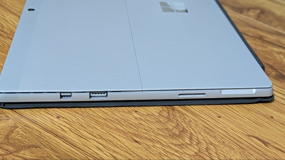 Microsoft SurfacePro5 LTEモデル win11 25 H2