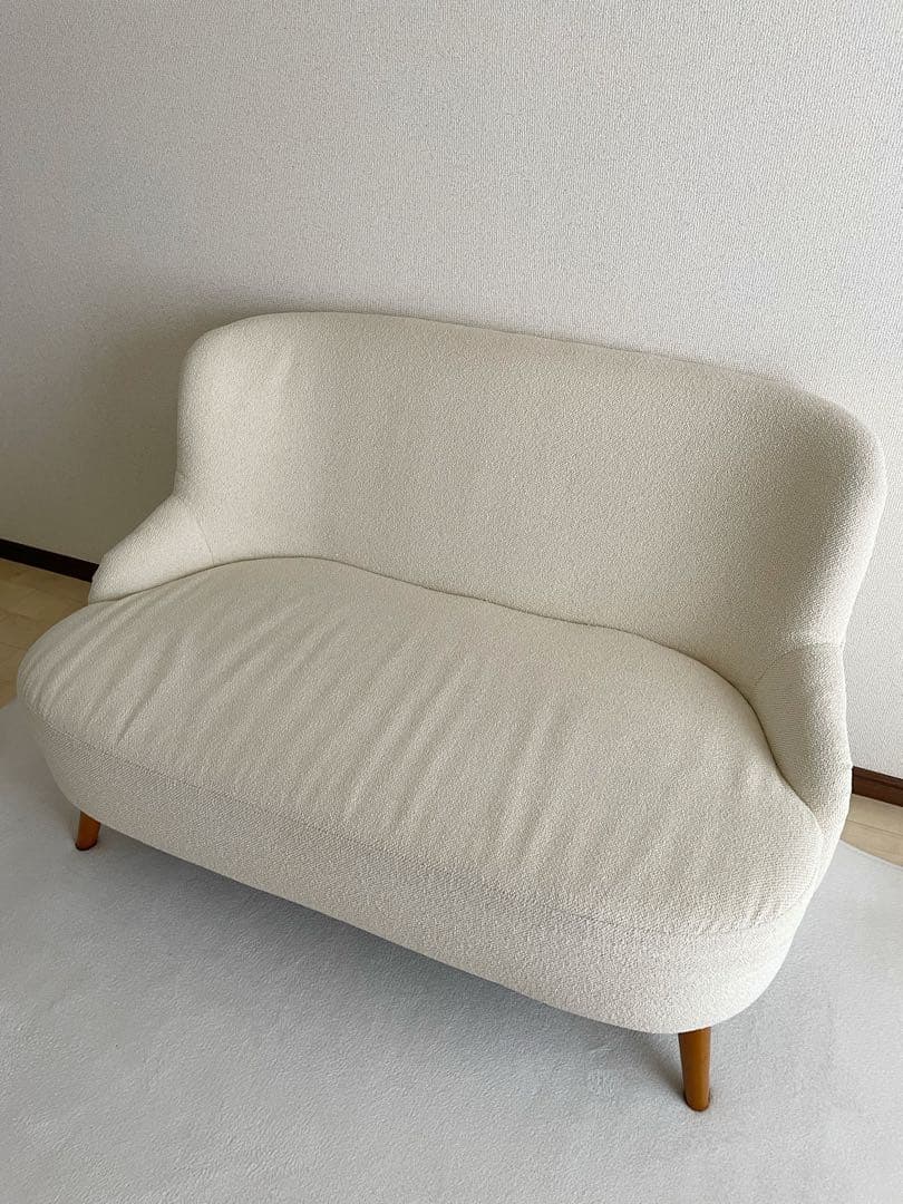 ウニコ　sophie ソフィー　2シーター　ソファ　アイボリー