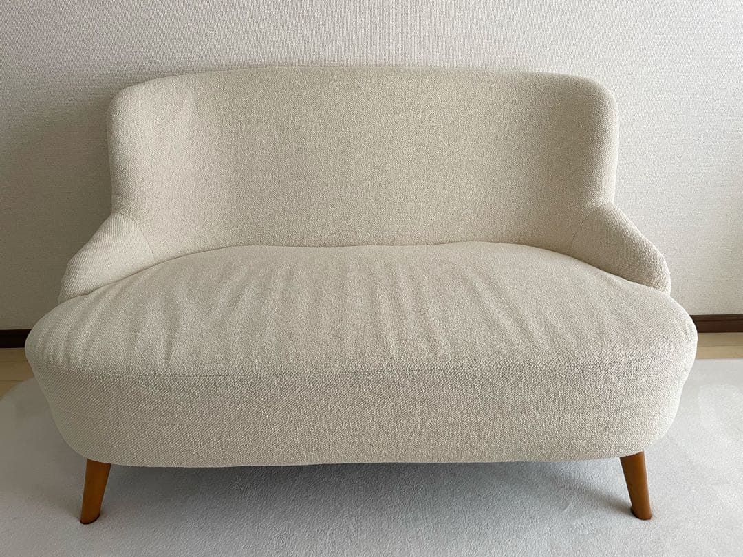 ウニコ　sophie ソフィー　2シーター　ソファ　アイボリー