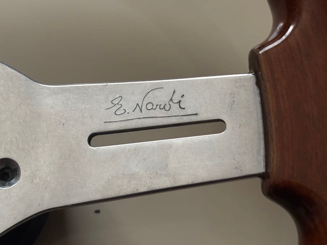 エ*ン様 ★NARDI ウッドコンビステアリング 23635★ホーンボタン、ボス