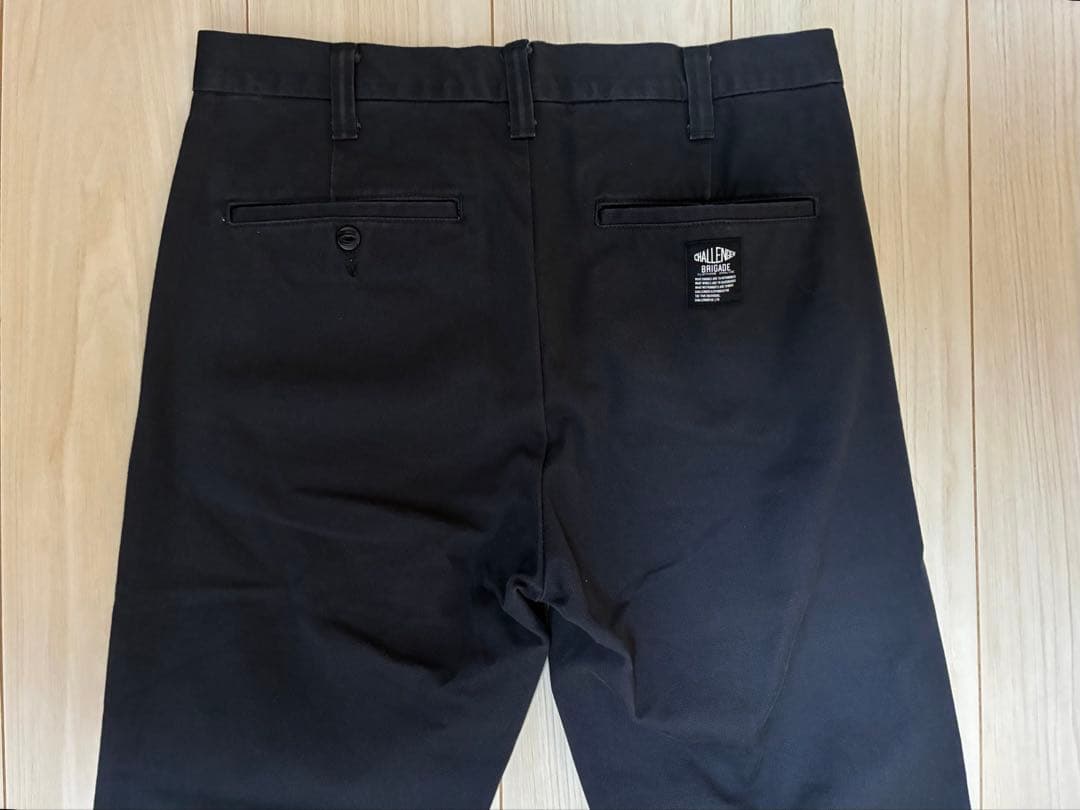 パンツ CHALLENGER NARROW CHINO PANTS