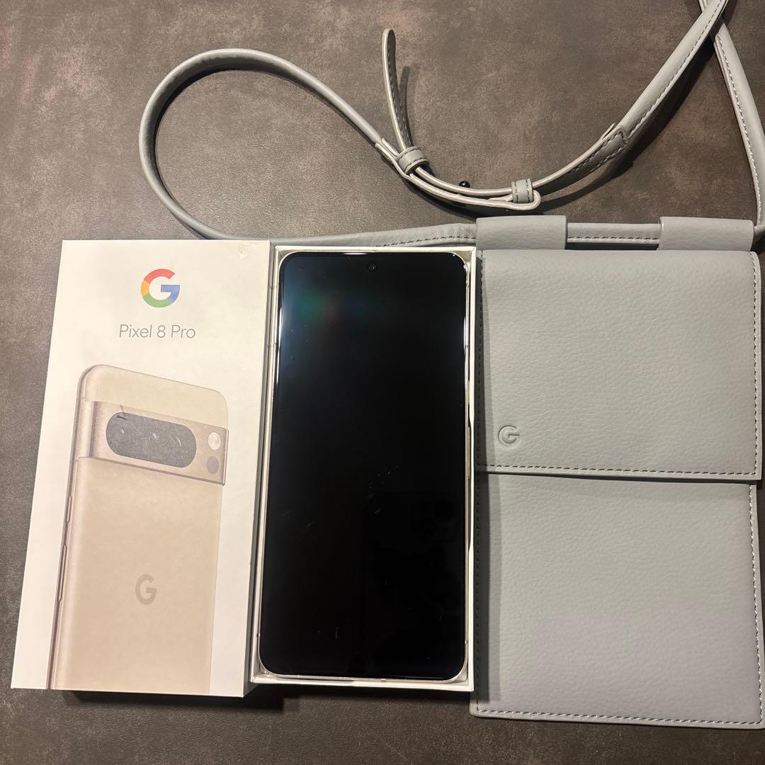 Google Pixel 8 Pro ホワイト本体　ポーチセット