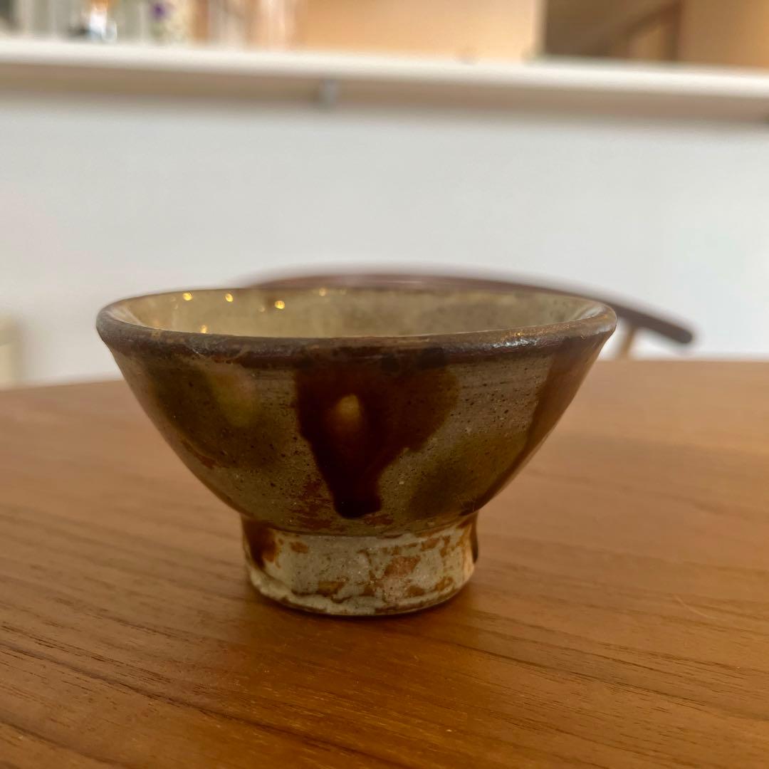 人間国宝 金城次郎 作　三彩ぐい呑み（共箱なし） 壺屋焼・やちむん