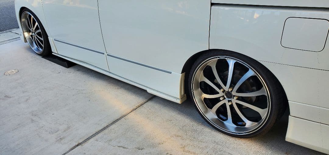 【Junichi Tanabe】エルグランド E52 テイン 車高調