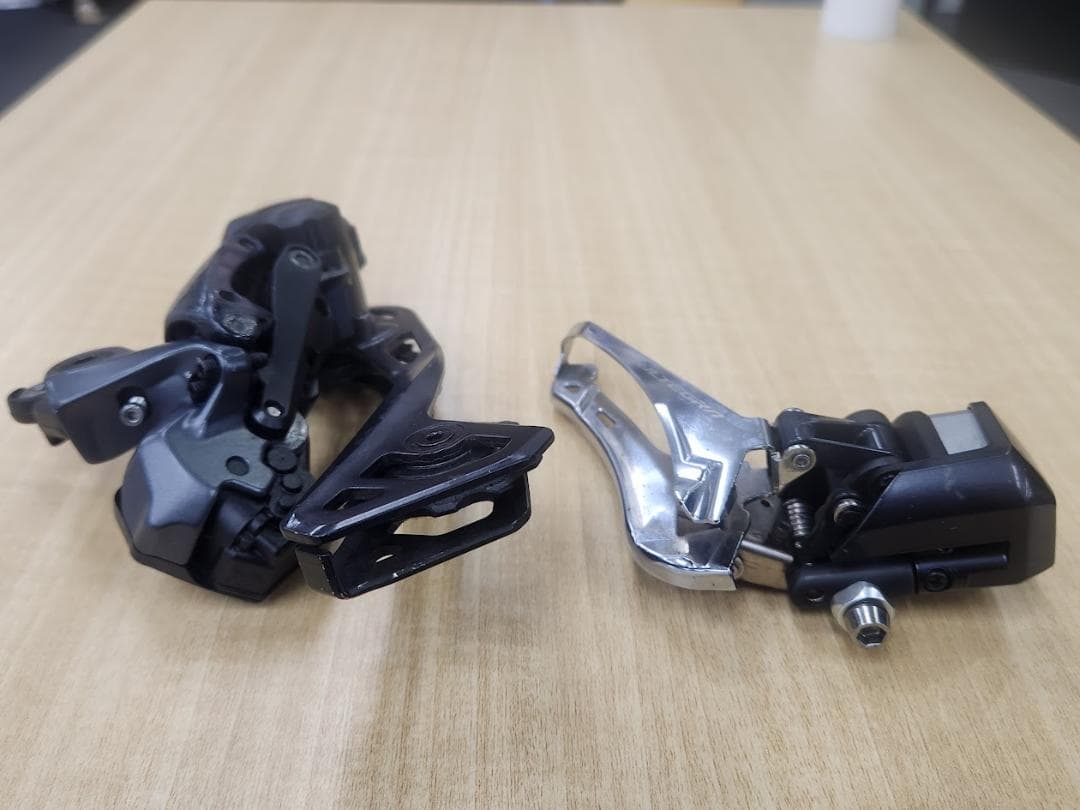 中古シマノDi2アルテグラ　RD-RX805-GS、　FD-R8050