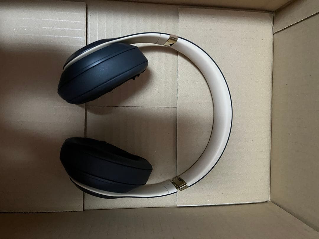 Beats Studio3 Wireless シャドーグレー