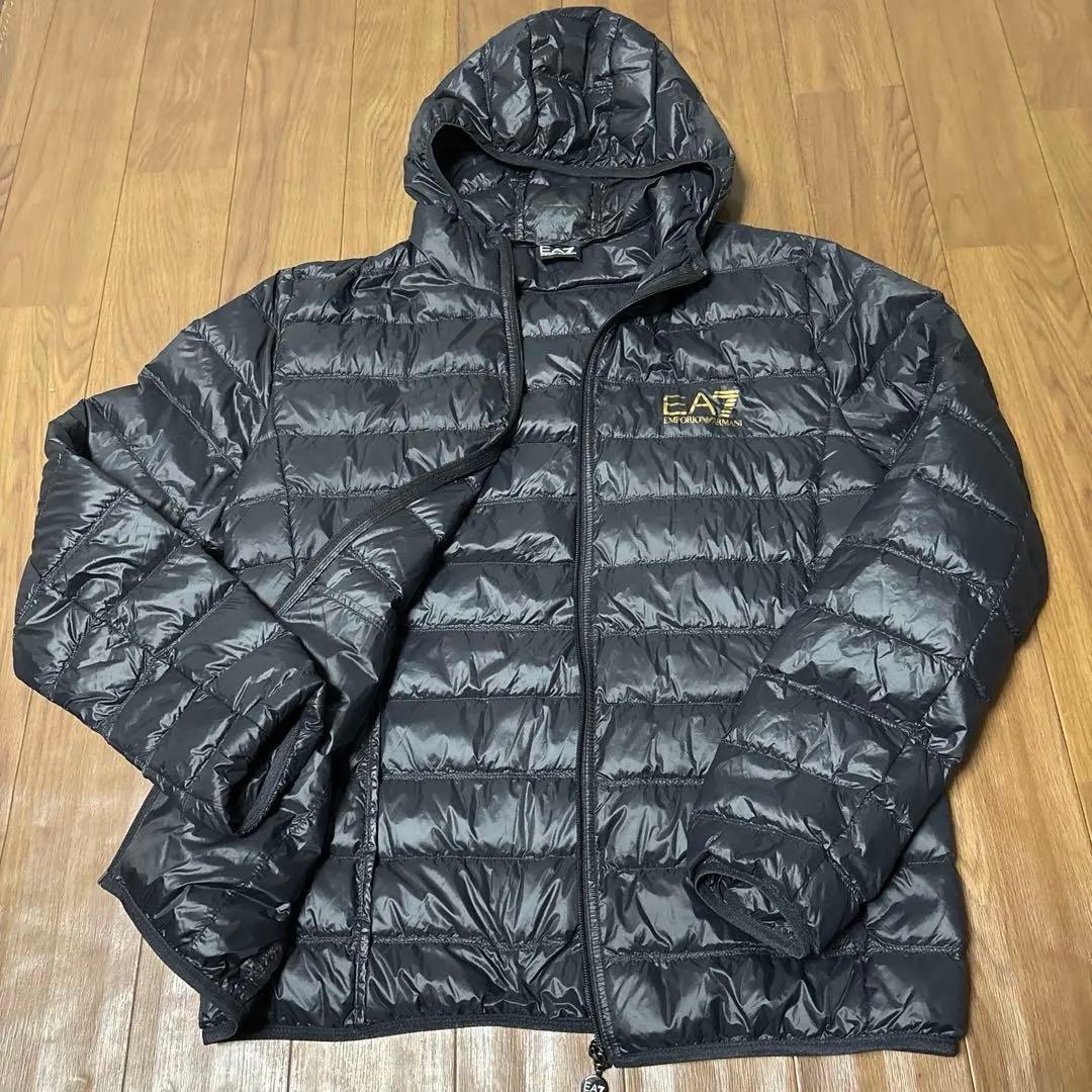 EA7 フード付き ブラックダウンジャケット