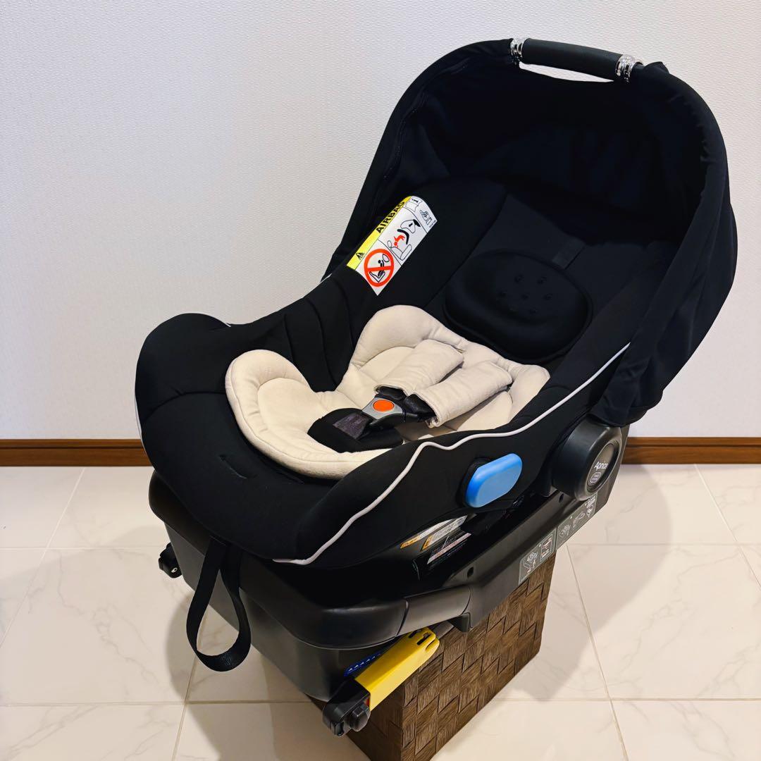 アップリカ　ベビーシート＆ベース　スムーヴTSインファント⭐︎ちーぼう