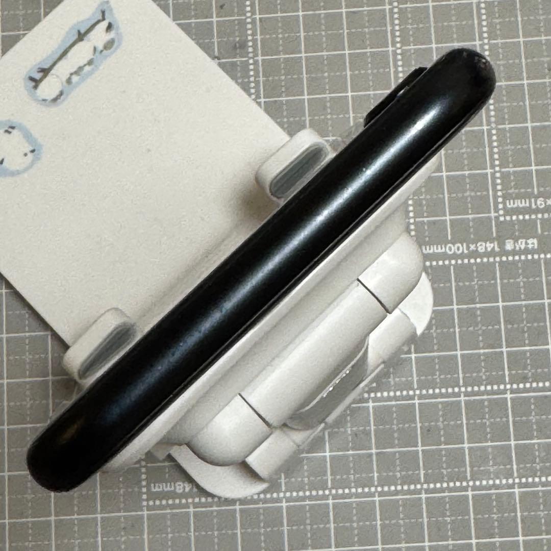 iPhoneSE 第3世代 64GB ミッドナイト バッテリー82%