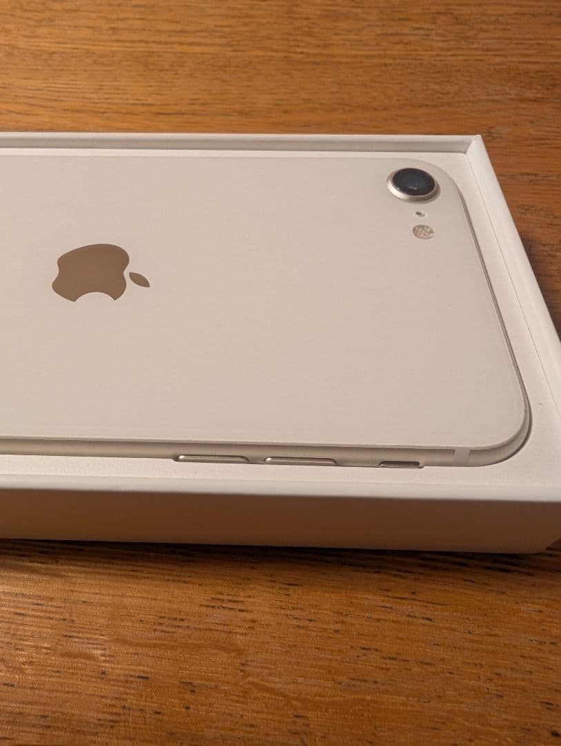 Apple iPhone SE 第3世代 スターライト 全付属品 透明ケース