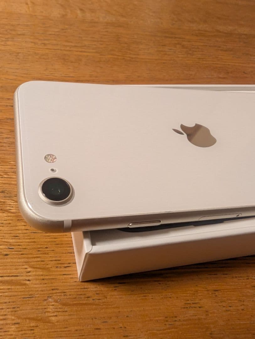 Apple iPhone SE 第3世代 スターライト 全付属品 透明ケース