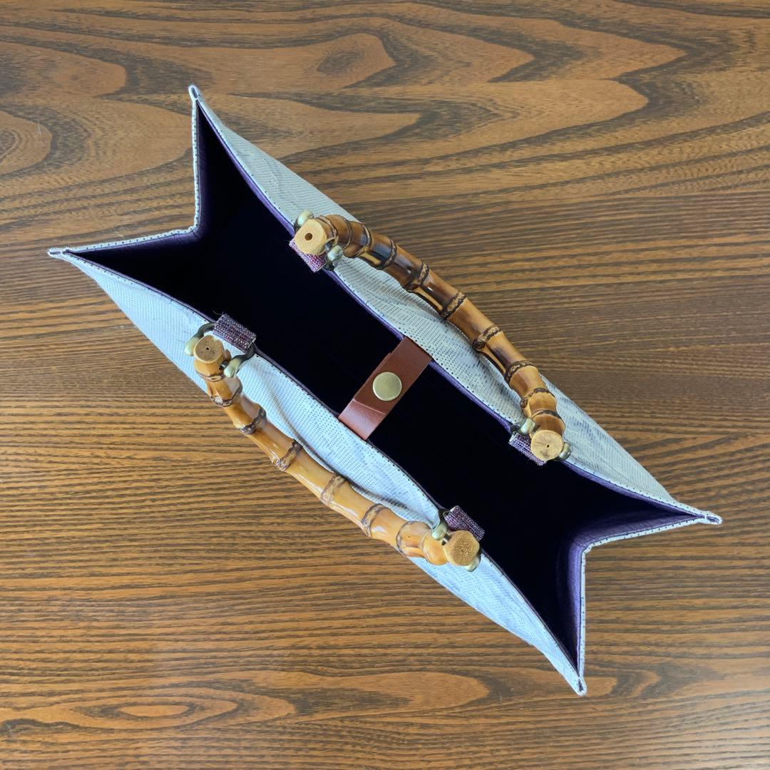 白大島紬 梅に満開の牡丹 リメイク バンブーハンドルバッグ ショッパー風