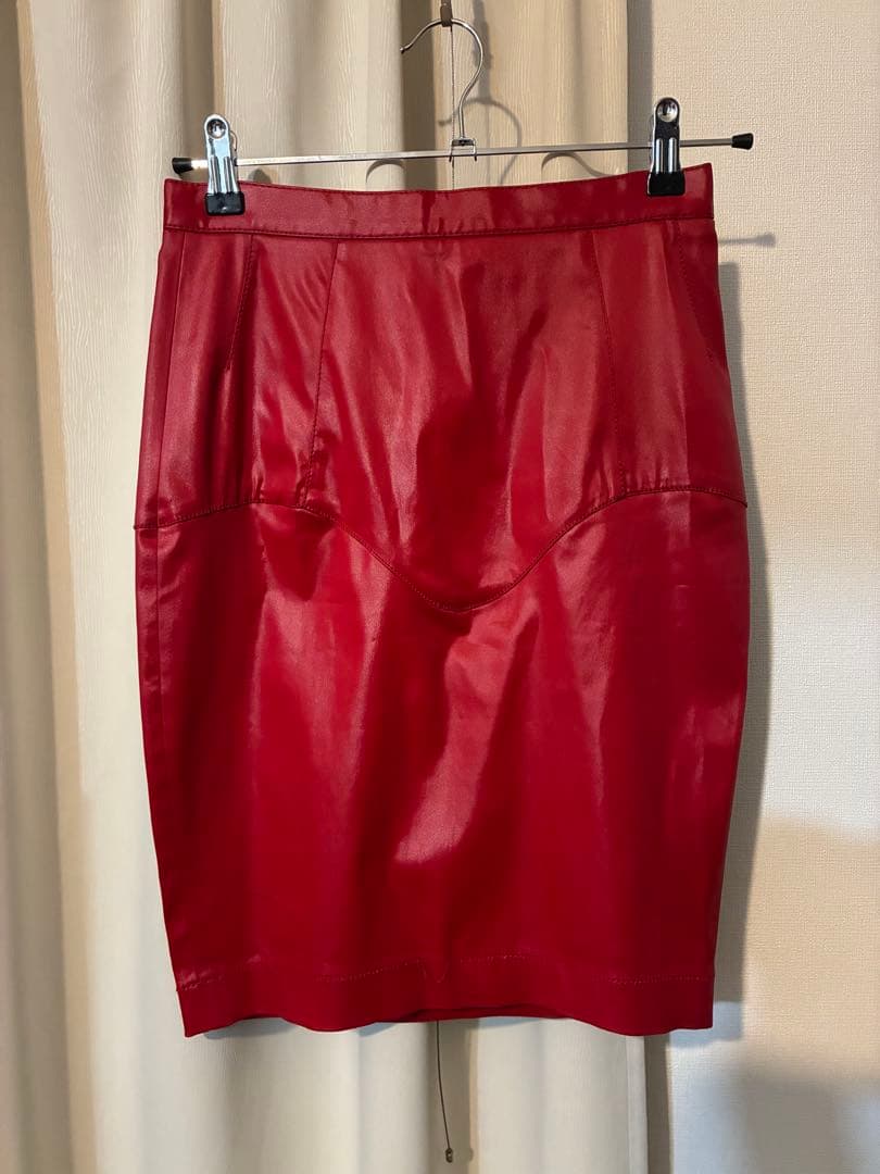 ヴィヴィアン・ウエストウッド レッド タイトスカート
