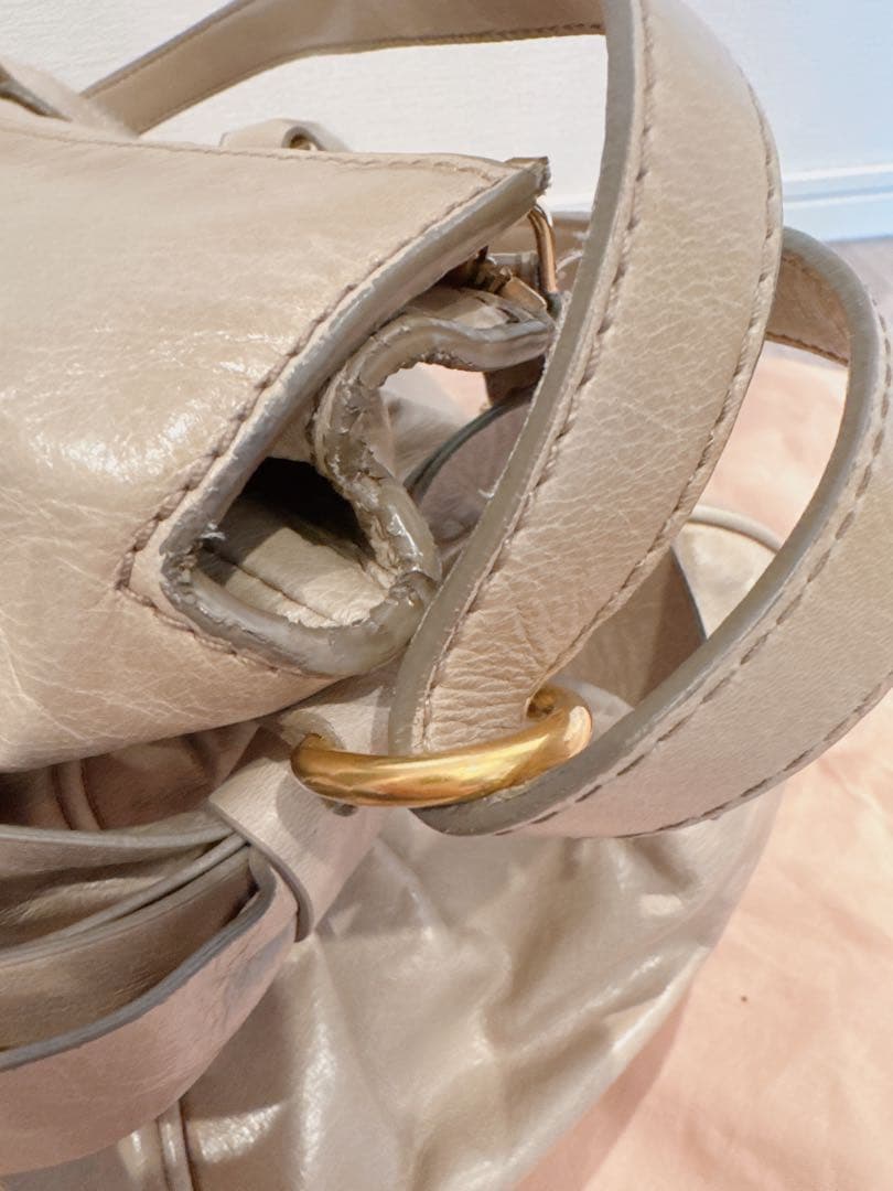 miumiu ハンドバッグ　りぼん