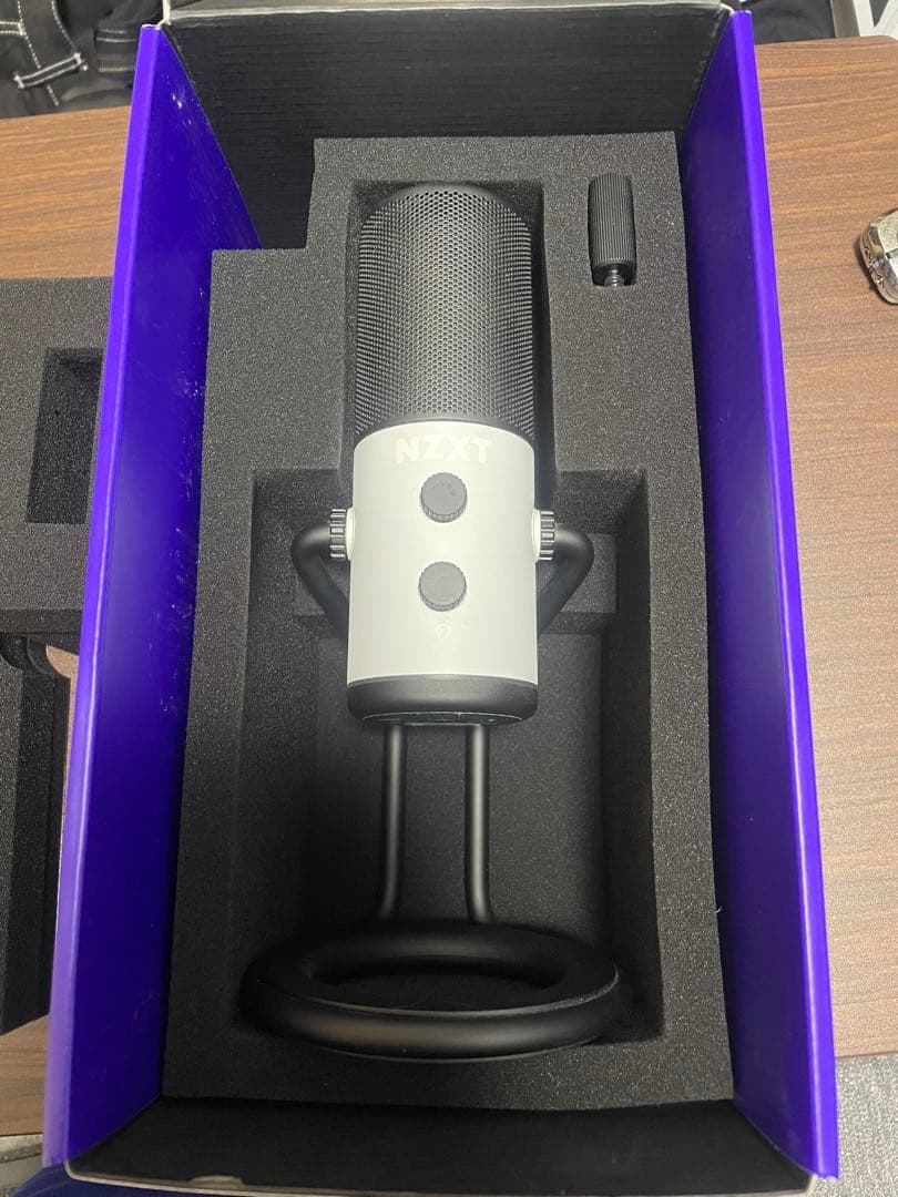 NZXTマイク