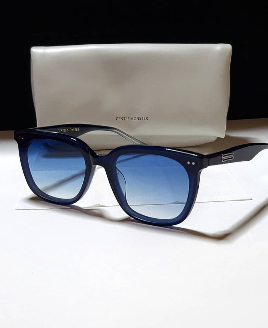 ◆GENTLE MONSTER◆サングラス　HEIZER ケース付き