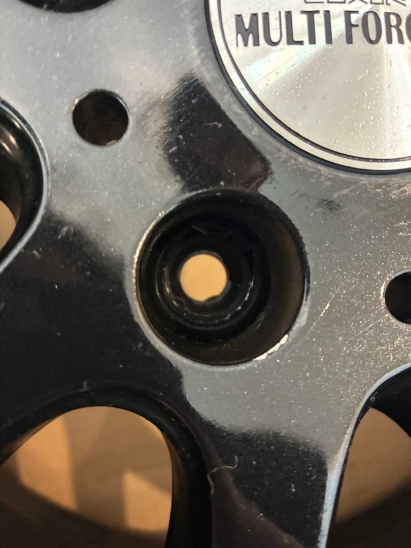 塚越さんさん専用　 ロクサーニ　マルチフォルケッタ　スタッドレス　4本セット