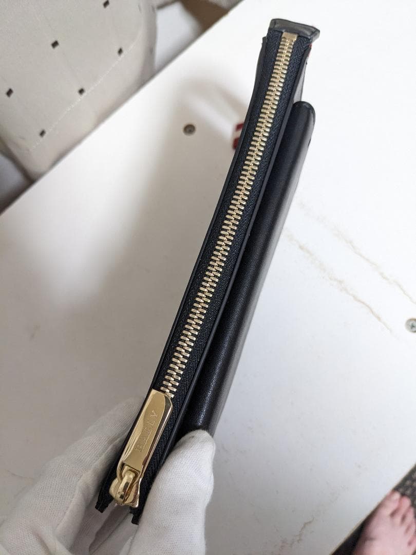 未使用品 バリー PESIL.O レザー クラッチバッグ セカンドバッグ