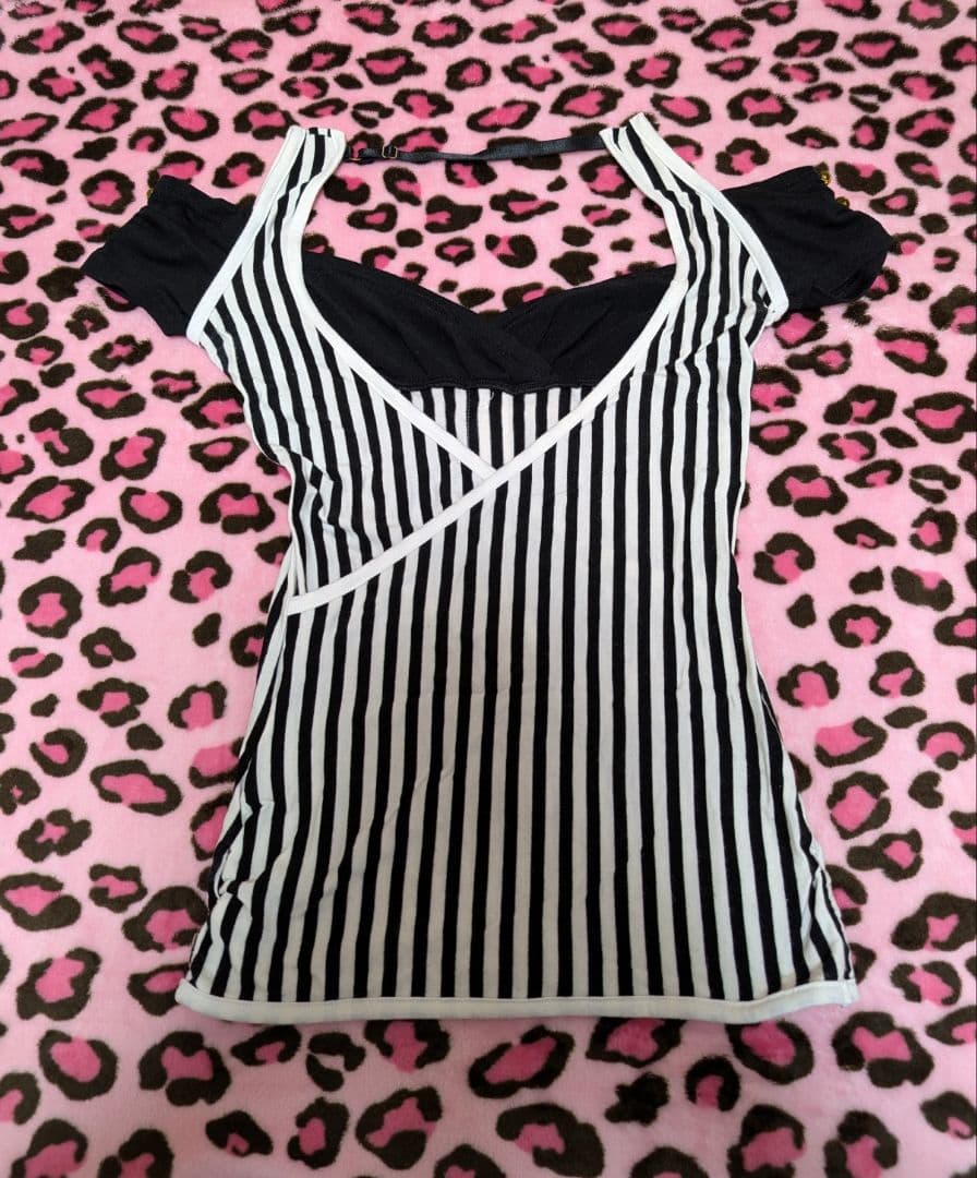 d.i.a. ダイア　トップス　ストライプ　背あき　ギャル　オフショル