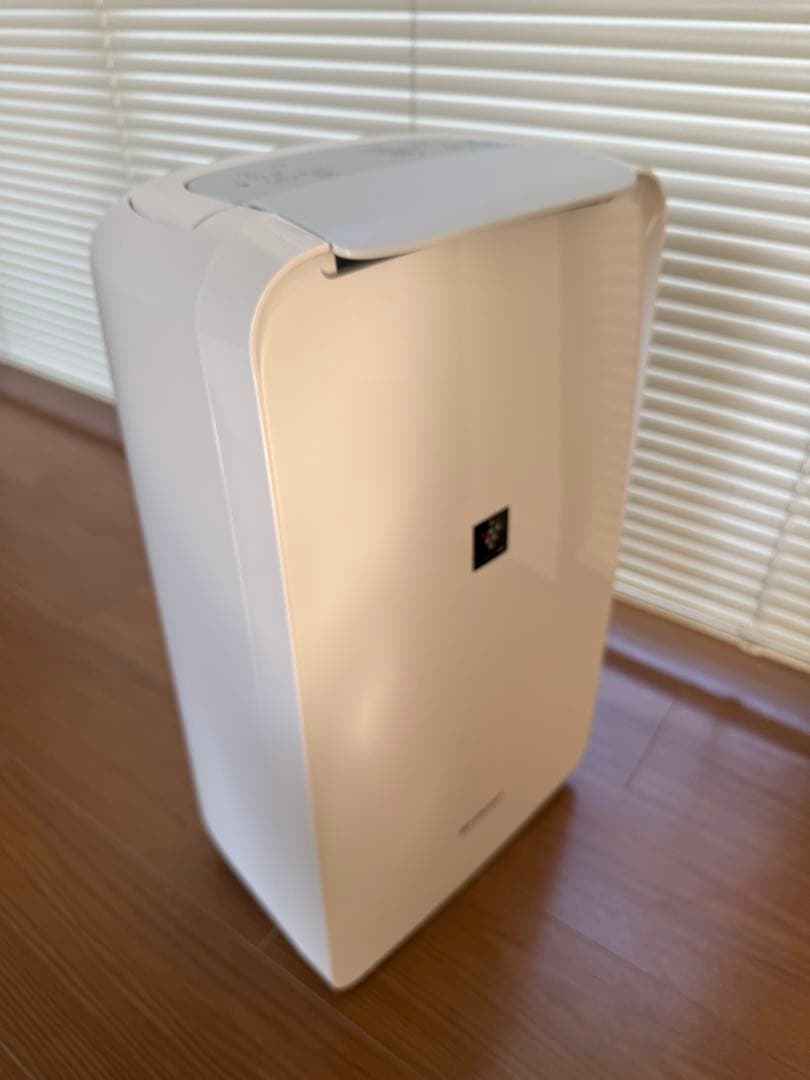 シャープ 衣類乾燥 除湿機 CV-P71 8畳