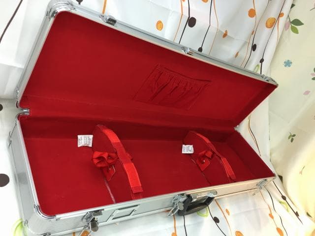 新品未使用(送料無料)13.000円　沖縄三線専用　一丁入アルミハードケース