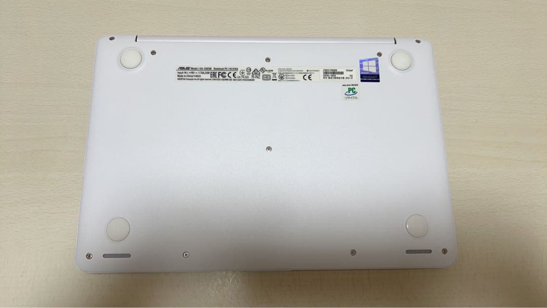 美品 ASUS エイスース ノートPC E203MA-4000W パールホワイト