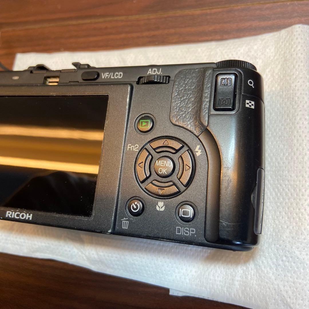 RICOH GX200 デジカメ 4944